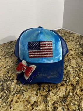 Trucker Hat with Bow and USA Flag 🇺🇸🇺🇸🎉🎉 Bougie
